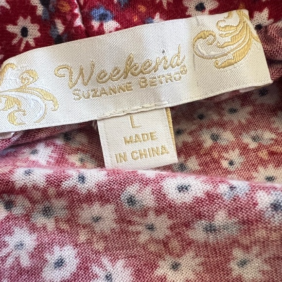 Weekend Susan Betro Large Floral Ditzy Print Bell Sleeve Vneck Shirt Feminine - Picture 10 of 11